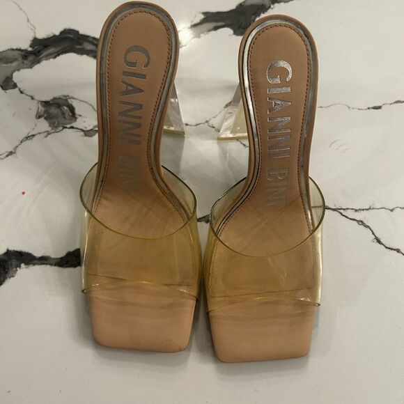Gianni Bini Women's Transparent Heels NWOT - Picture 6 of 6